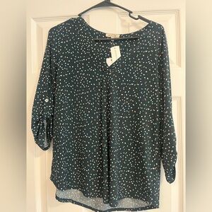 Beacon Patty Roll Tab Knit top - small